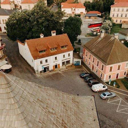Barbakan Кремница Экстерьер фото