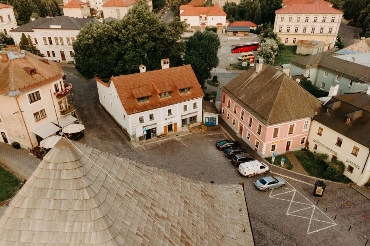 Barbakan Кремница Экстерьер фото