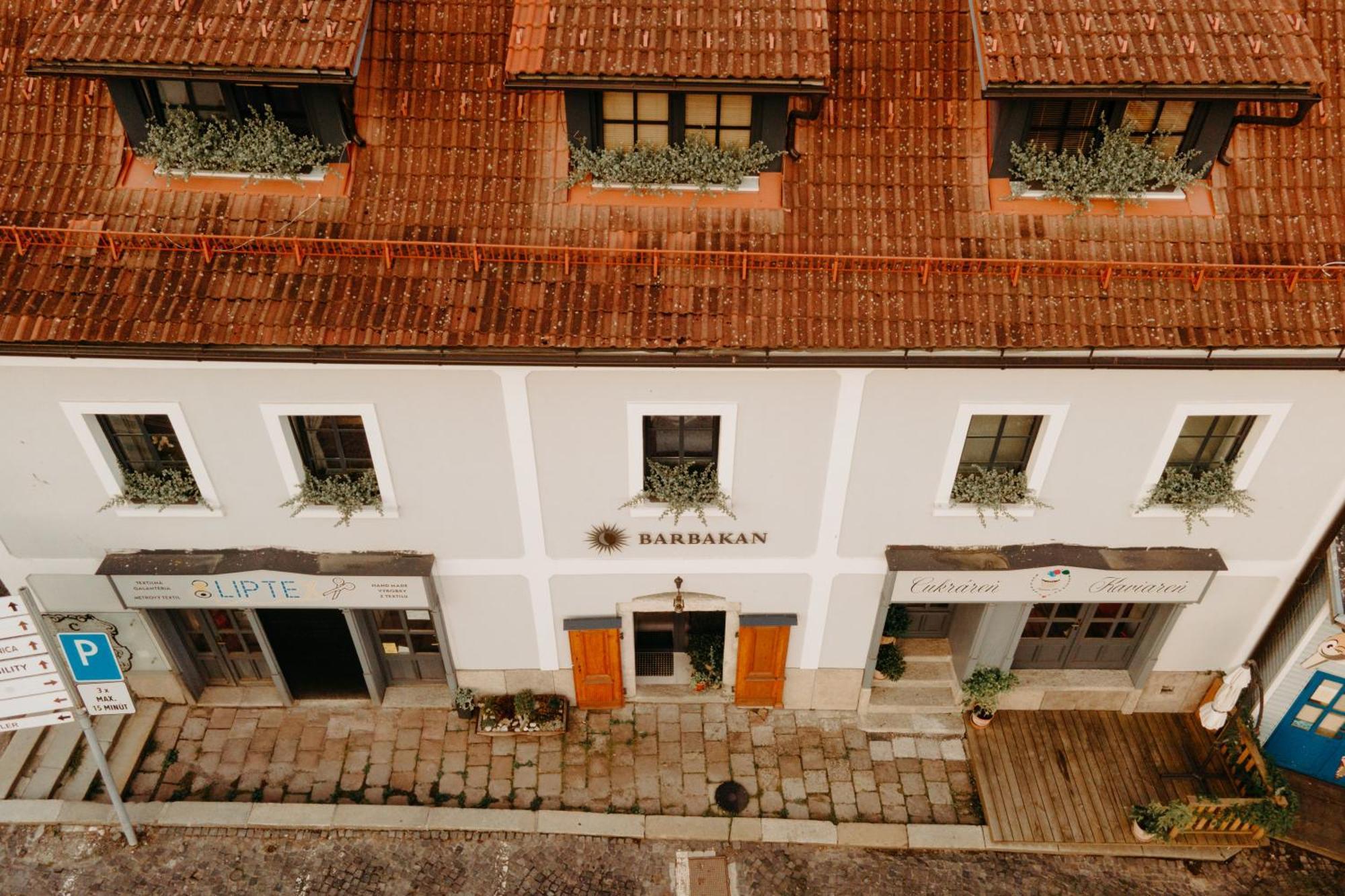 Barbakan Кремница Экстерьер фото